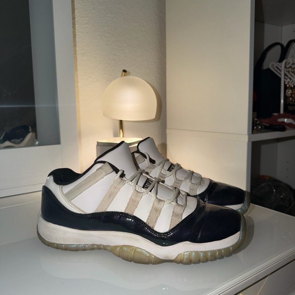 Retro Jordan 11 Emerald